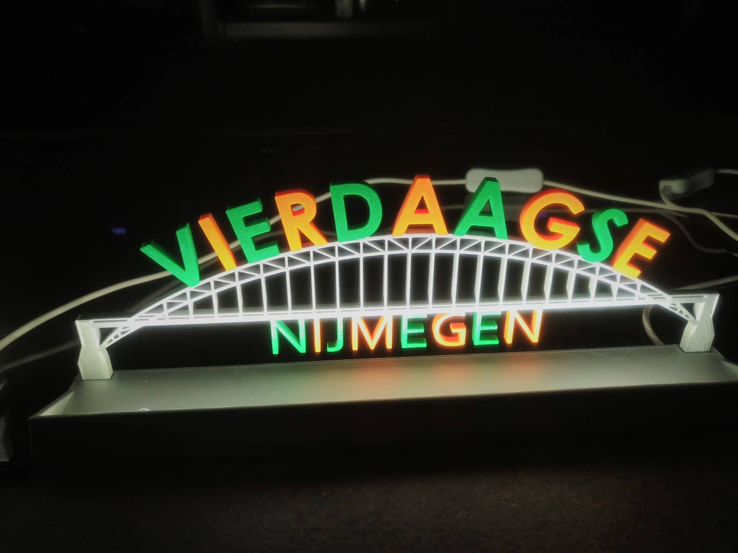 4daagse Waalbrug - Nijmegen - LED